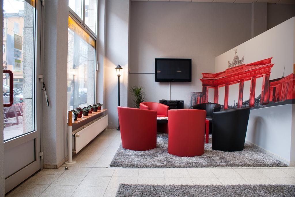 Hostel Die Etage East Berlin Bagian luar foto