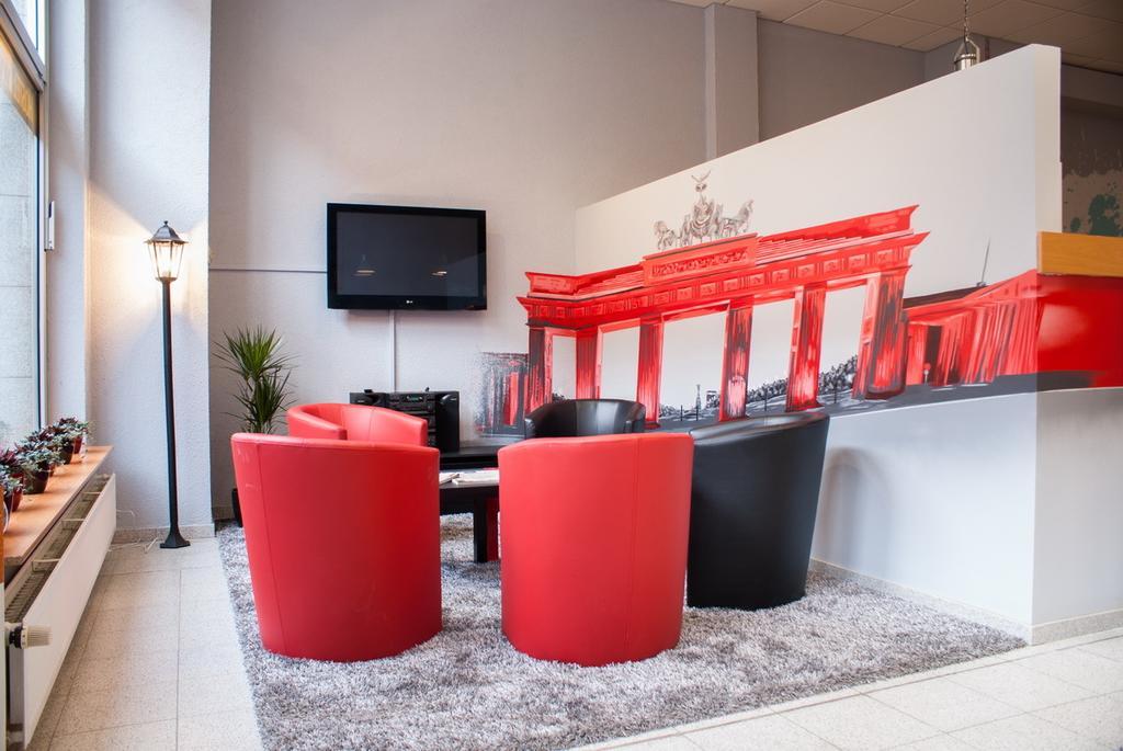 Hostel Die Etage East Berlin Bagian luar foto
