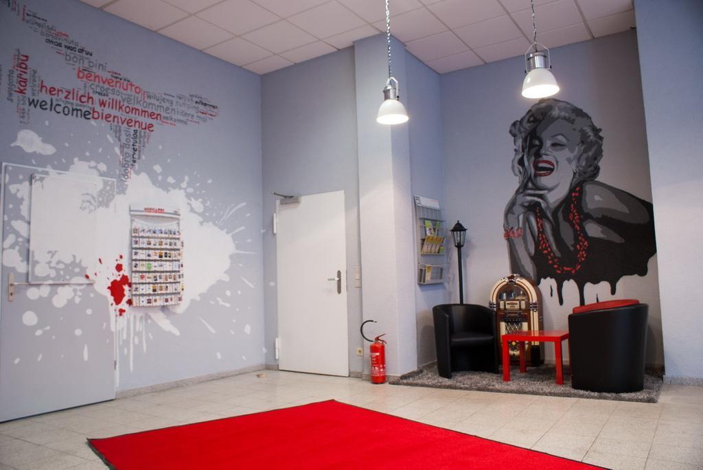 Hostel Die Etage East Berlin Bagian luar foto