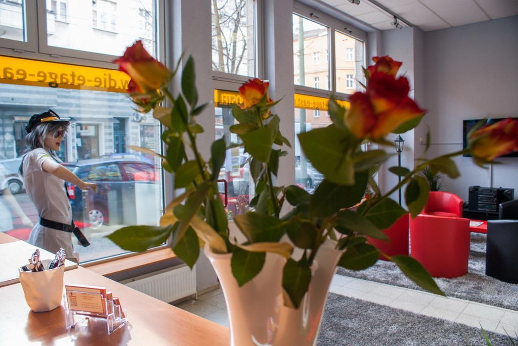 Hostel Die Etage East Berlin Bagian luar foto